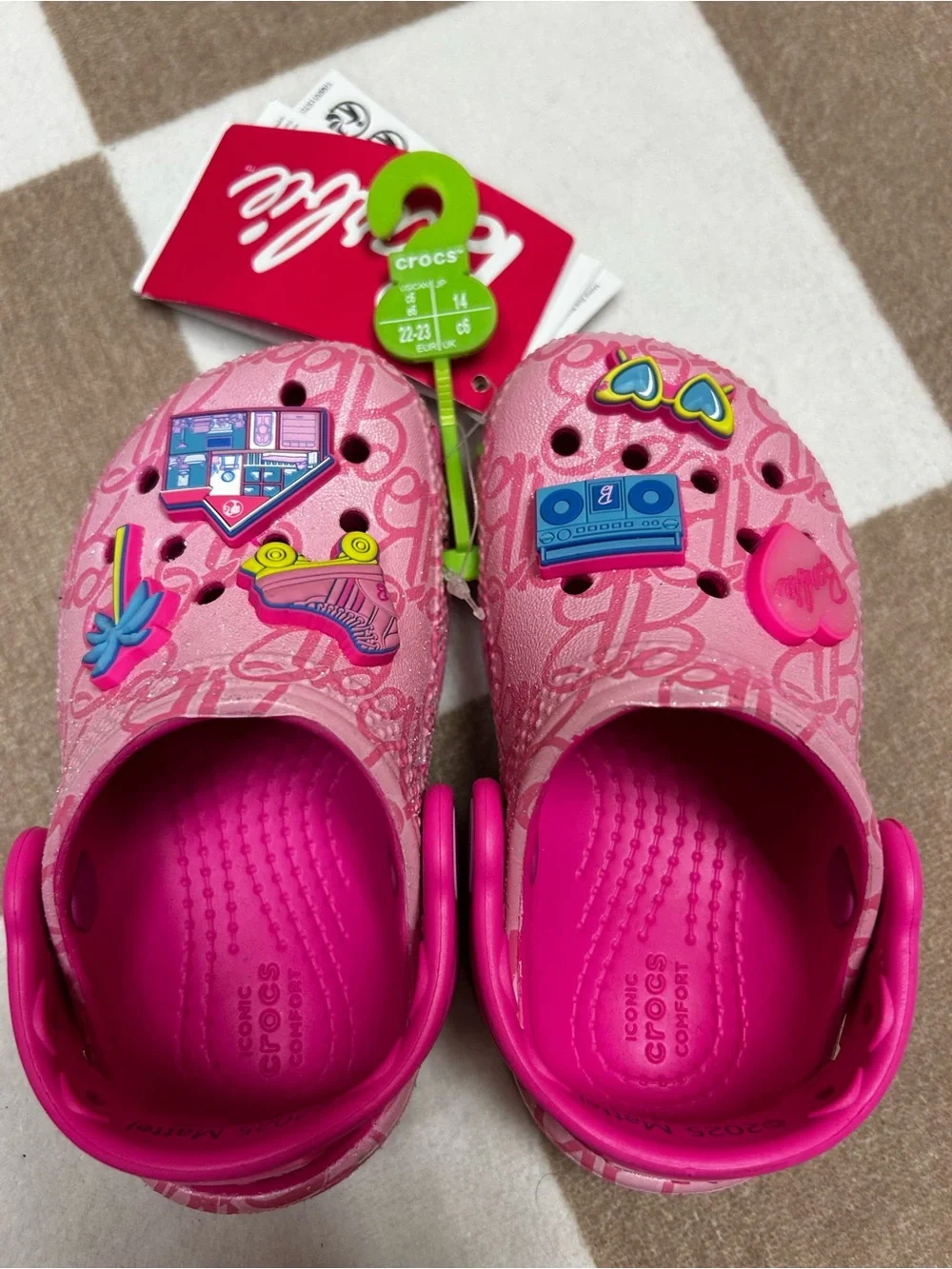 Barbie vibrant clogs